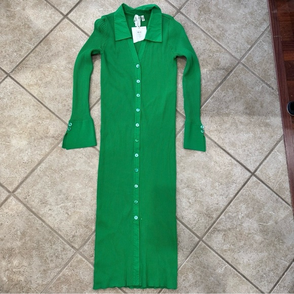 Yasshirta Elegant Green Knit Dress - Picture 4 of 6
